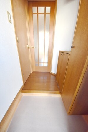 フラット花井弐番館の物件内観写真